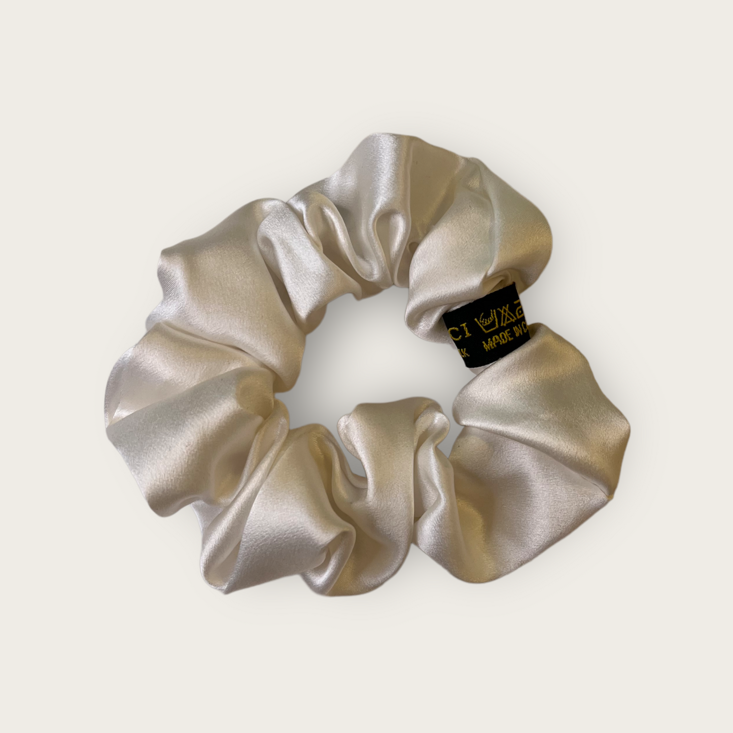 Silkes scrunchie